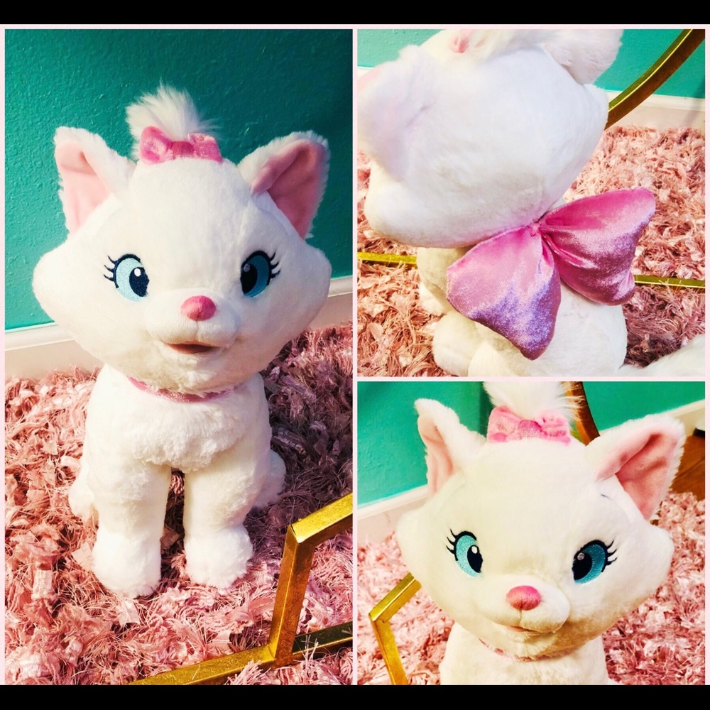 NWOT!
Marie Plush The Aristocats  Medium – 12” 💕